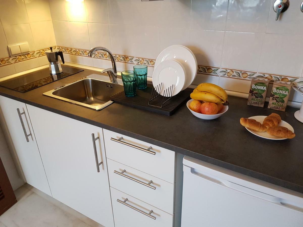 **** Genuar Apartments Malaga Center Extérieur photo